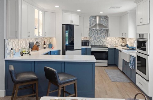 Queen Valley Haus | Luna Mesa/Private Back Yard, Pet Friendly, Telescope and Stargazing