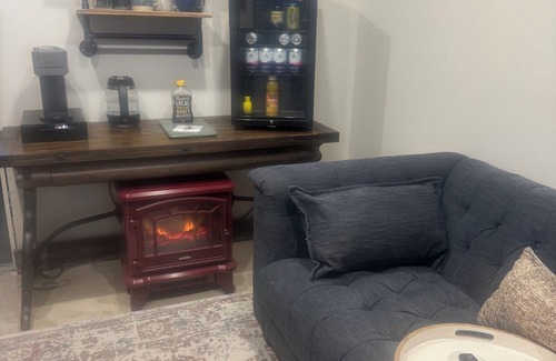 Victor Wohnung | The Painted Pony Studio...A unique and charming accommodation.