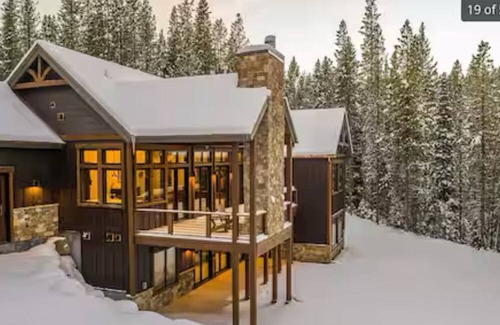 Spanish Peaks Haus | Stony Creek Chalet