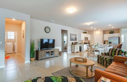 LaBelle Haus | Near River & Parks: LaBelle Family Home w/ Patio