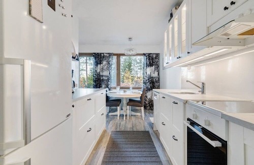 Rovaniemi Wohnung | Cozy Haven Rovaniemi, 2BDR, Sauna, Parking & Wifi