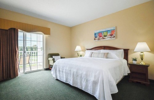Pembine Hotel | Nature Retreat! Pet Friendly Stay w/ Pool, & Gym Access, Free Parking!