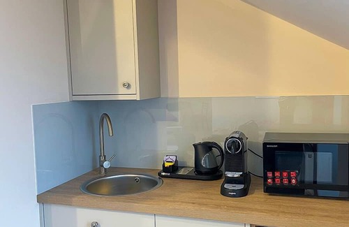 Padfield Wohnung | Located in the heart of Glossop in the High Peak, Westwood Boutique Aparthotel combines comfort with convenience. Set against the breath-taking backdrop of the Peak District.