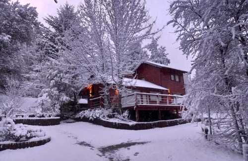Angostura Haus | Cozy house for 6 people in a beautiful native Patagonian forest