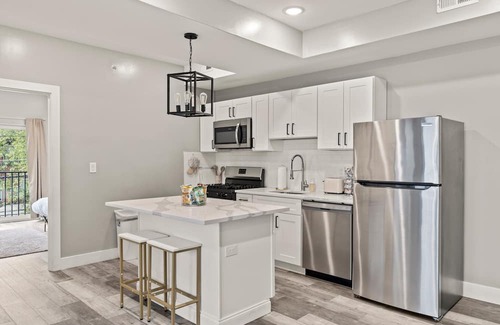 Mantua Wohnung | The Chic Haven 2-bedroom apartment in peaceful Philadelphia with AC near Zoo