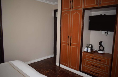 Gigiri Hotel | Superior balcony room ensuite