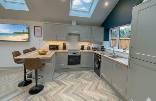 Arbury Haus | Luxury new-build house nr Science & Business parks