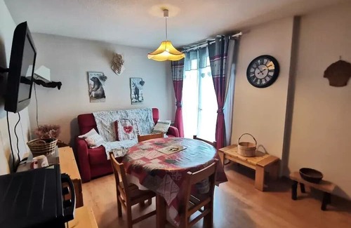 Reallon Wohnung | Comete Residence - T2 well exposed and well equipped for 6 people in Réallon