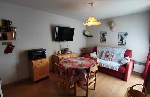 Reallon Wohnung | Comete Residence - T2 well exposed and well equipped for 6 people in Réallon