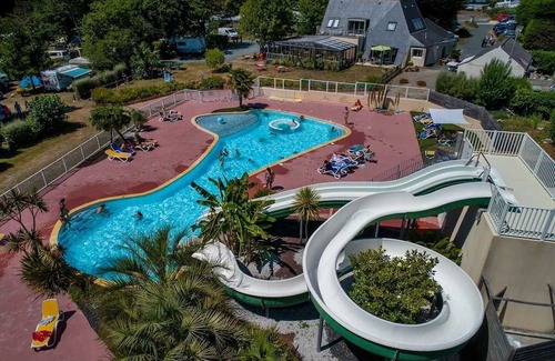 Plobannalec-Lesconil Haus | Camping 3 étoiles - Parc aquatique - eeeech