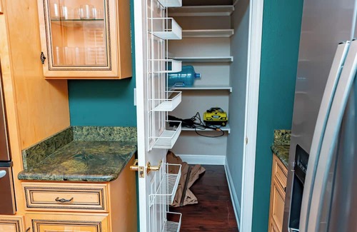 Slidell Haus | Waterfront! Artlive Residence.