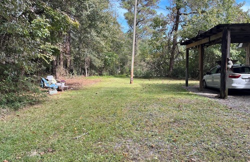 Pawleys Island Haus | Cute cottage in Pawleys with 2 queen beds and 2 full baths that allow pets!