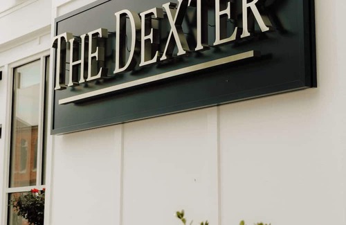 Elk Rapids Wohnung | Guestroom - 1 King Su