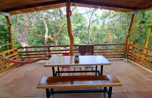 Los Pargos Haus | Surfers Paradise! 2-bedroom house in charming Los Pargos with WiFi, AC