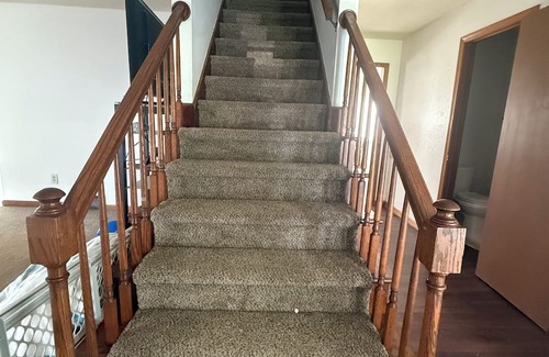 Reynoldsburg Haus | Most Wanted Home Away Home