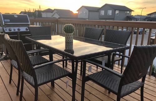 Saskatoon Haus | Hampton 3BR/2BA Suite Near Airport