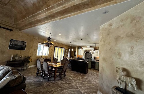Lakeport Haus | Spacious 6-bedroom Tuscan style on 18 acres in Lakeport with WiFi, Pool, Gated
