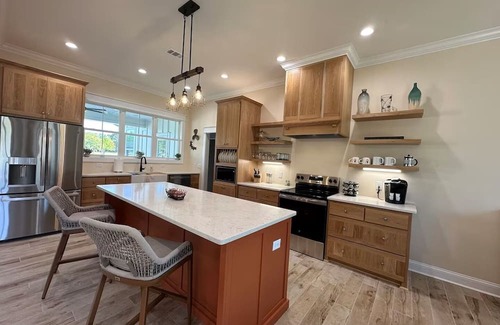 Kingsland Haus | Tranquil 3-bed house in Kingsland. Centrally located for adventures & relaxing,