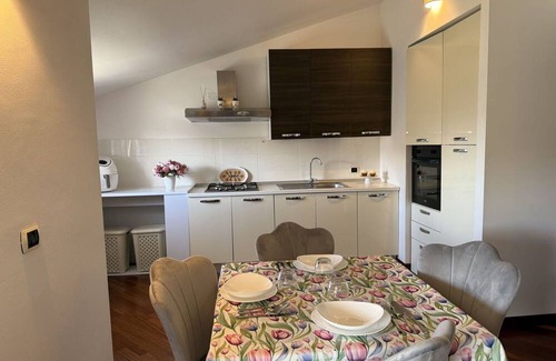 Porto Torres Wohnung | Lovely apartment for 3 guests with WIFI, A/C, TV, balcony and parking