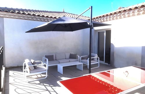 Vic-la-Gardiole Wohnung | Cosy apartment with spacious terrace