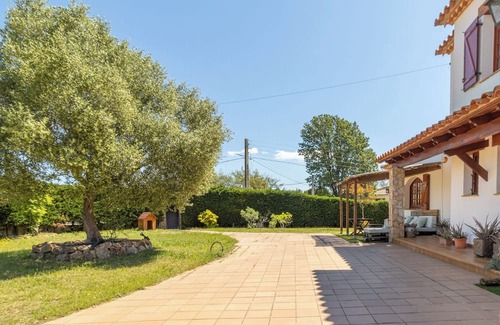 Can Carbonell Haus | Ca la Goyi: swimming pool, games room, petanque, table soccer, ping-pong. All in one.