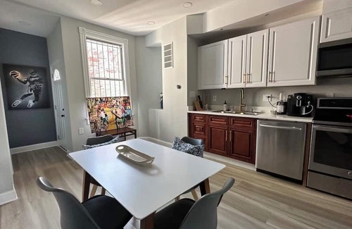 Northeast Haus | Luxurious Capitol Hill Home - 2BR/2.5B