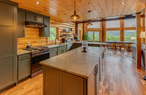 Thornton Kabine | Mountaintop Cabin with Incredible View