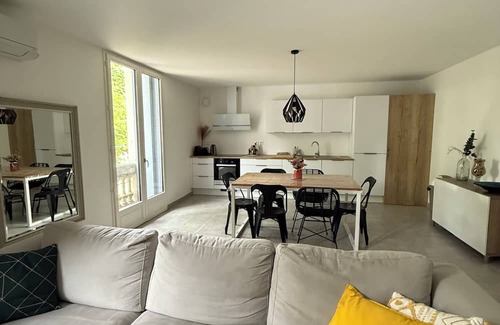Marsillargues Wohnung | Le Hugo F3 in maison de maître - Charm & conviviality close to town and beaches