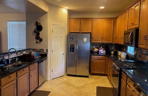 Rita Ranch Haus | 4-bedroom house in brilliant Tucson with WiFi, AC