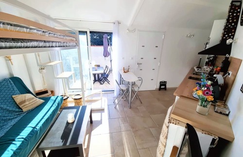 Castanet-Tolosan Kabine | Cosy, fully-equipped Tiny House - private garden