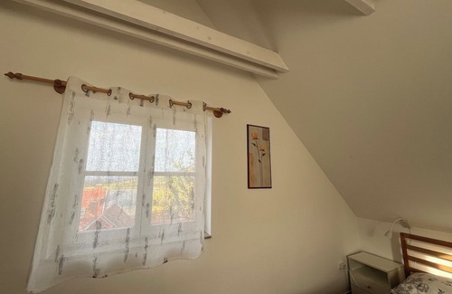Nemesgulacs Hütte | Cosy one bedroom cottage with perfect views with AC close to Lake Balaton