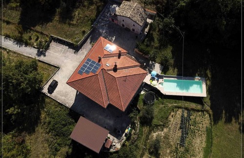 Abbateggio Haus | Homerez - Charming House in Abbateggio with Private Pool