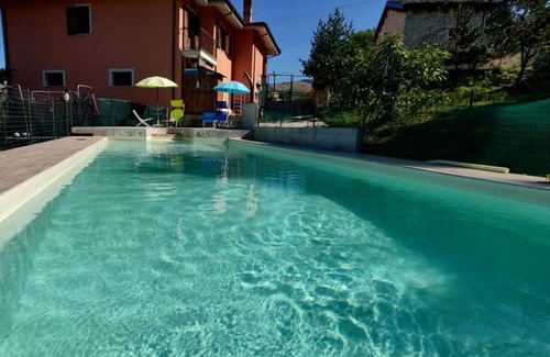 Abbateggio Haus | Homerez - Charming House in Abbateggio with Private Pool