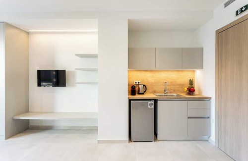 Dafni Wohnung | Grec Suites Dafni, Athens by GrecCollection Studio with Balcony