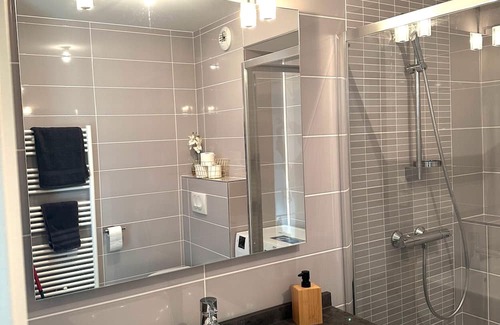 Ferney-Voltaire Wohnung | Ferienwohnung 'Moderne Genève - Ferney' mit Wi-Fi