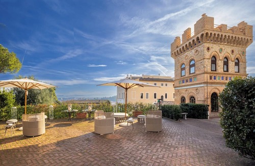 Vatican Wohnung | Tower of the Moon - Luxury Stay with St. Peter View