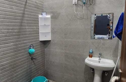 Zirakpur Wohnung | 2-bedroom apartment in lovely Nabha with AC, WiFi. Enjoy your stay