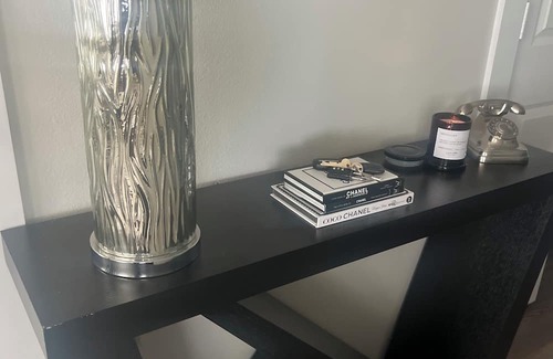 Rosenberg Haus | Charming 2-bedroom house in Rosenberg with WiFi and AC