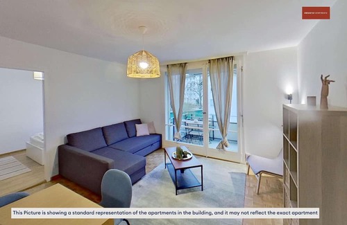 Seebach Wohnung | 3BR Homey Flat w/Balcony, 26’ to Center