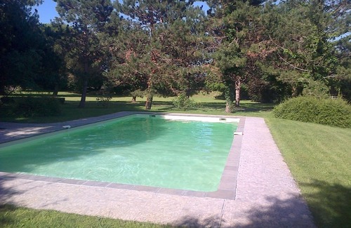 Fronsac Haus | A haven of tranquillity on the banks of the Dordogne River