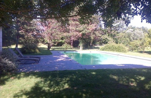 Fronsac Haus | A haven of tranquillity on the banks of the Dordogne River