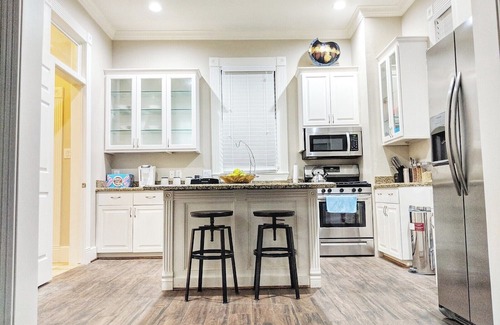 Washington Ave./ Memorial Park Hütte | Charming 2-bedroom cottage with WiFi, AC in amazing Houston