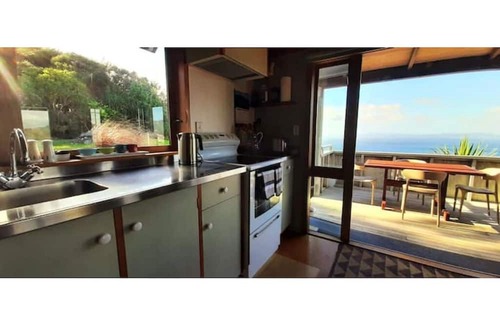 Tuateawa Haus | "The Rock" is simply one of the best coastal experiences here in the Coromandel.