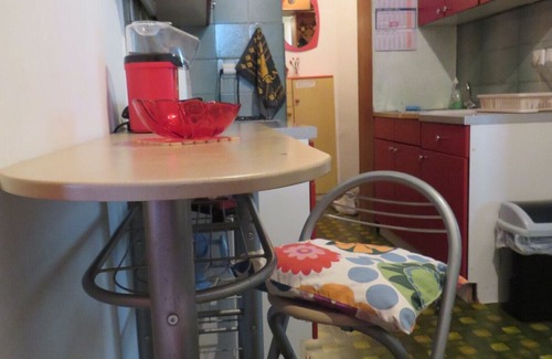 Sarajevo Wohnung | Tranquil 3-bedroom apartment with WiFi in strict center of Sarajevo