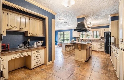 Port Bolivar Haus | 4-Bed/3-Bath House in Charming High Island Island w/Birding Trails