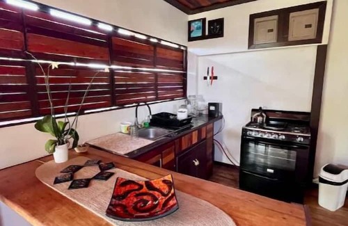 Las Olas Beach Community Eigentumswohnung | Casa Macaw Ocean View 3-bedroom condo in fantastic Esterillos Oeste with AC,WiFi