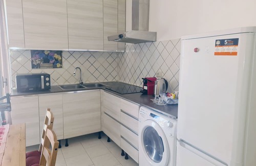 Gorla Wohnung | Quiet apartment 30 meters from the Red Metro, in a well-serviced area