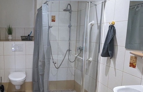 Pforzheim Wohnung | Schickes Apartment für 1-2 Personen, Schlafzimmer, Küche, Bad. Zentral gelegen.