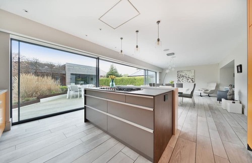 Tankerton Haus | Whitstable | 4 bd | Pool | Games Room | Cinema