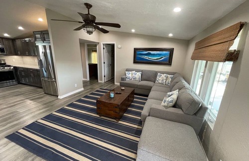 Elephant Butte Haus | Elephant Lake Resort Oasis II